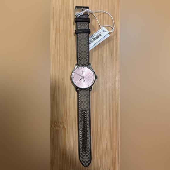 Coach Grand Watch With 36mm Pink Coach Signature Face& Brown & Beige Coa… - Picture 4 of 5